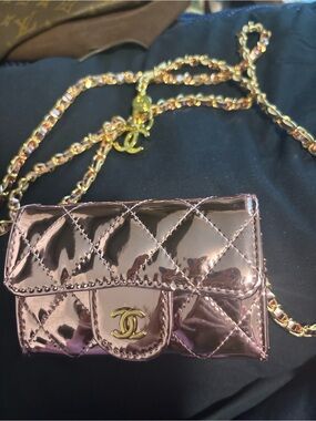 CHANEL Quilted Metallic Rose Patent Leather Mini Wallet-on-Chain